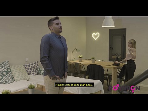 ❤️ PORNBCN 4K Uma mulher madura com mamas grandes quer ser um gigolô jovem fodido anal com um grande amortismo de broche de pinto duro estilo cão de foder, lambendo o orgasmo do cachorro legenda francesa Sexo de qualidade em nós ﹏
